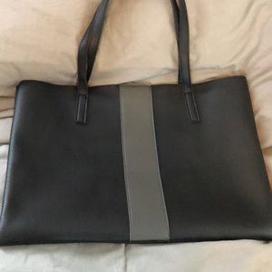 Vince Camuto Luck tote